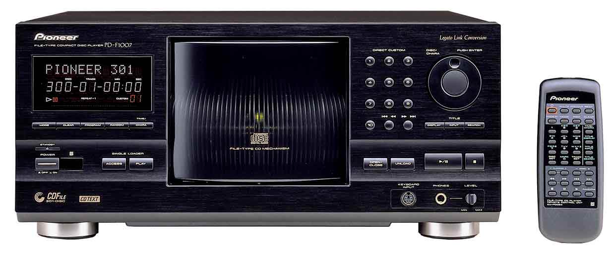 ■pioneer■301枚CDチェンジャー■PD-F1007/リモコン付き■中古■　★即決★ 安い，新作 Pioneer PD-F1007 301連装CDチェンジャー 極上.未使用品